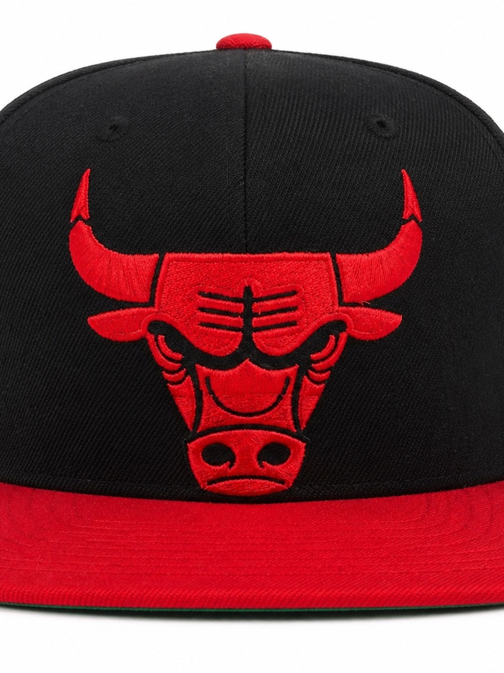 Chicago Bulls Snapback Hat Mitchell & Ness NBA Black Red Logo Cap Adjustable